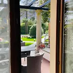 Margherita With Pool & Hydromassage מלון דירות קנוביו