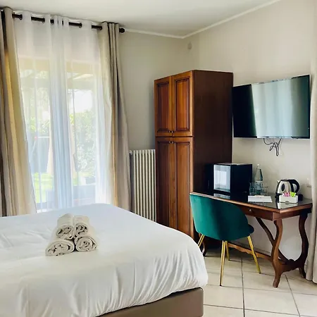 Margherita With Pool & Hydromassage Lägenhetshotell