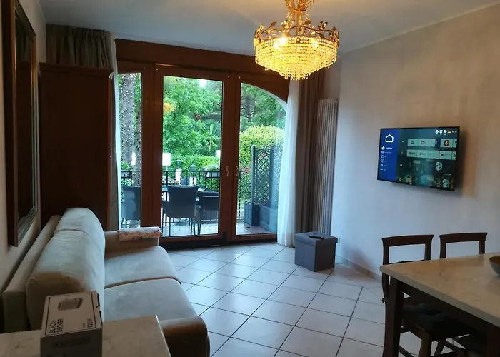 Apartmanhotel Margherita With Pool & Hydromassage Cannobio