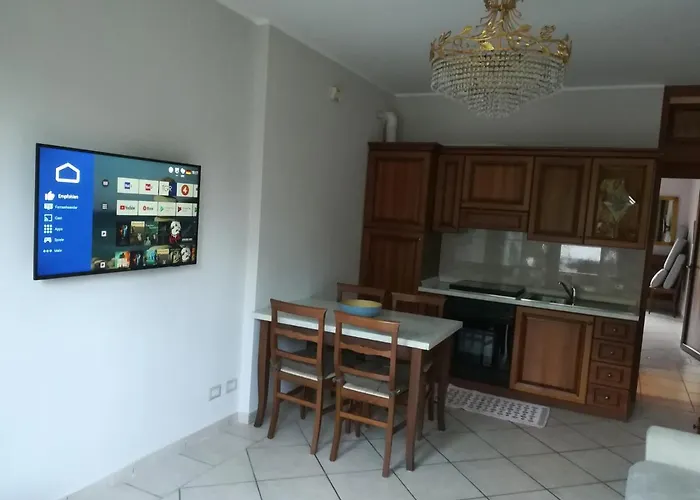 Margherita With Pool & Hydromassage 카노비오