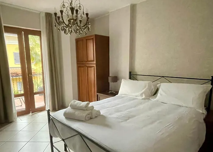 Margherita With Pool & Hydromassage Apart Otel 3*